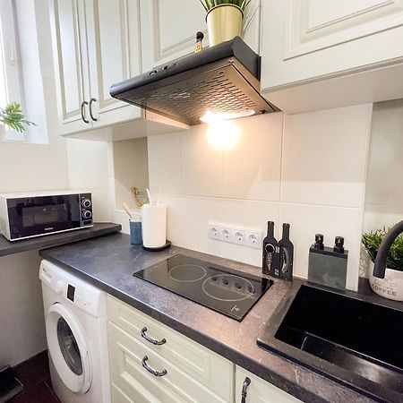Charming Apartments In The Heart Of Lviv - Valova, Nasypna Str Экстерьер фото