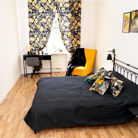 Charming Apartments In The Heart Of Lviv - Valova, Nasypna Str Экстерьер фото