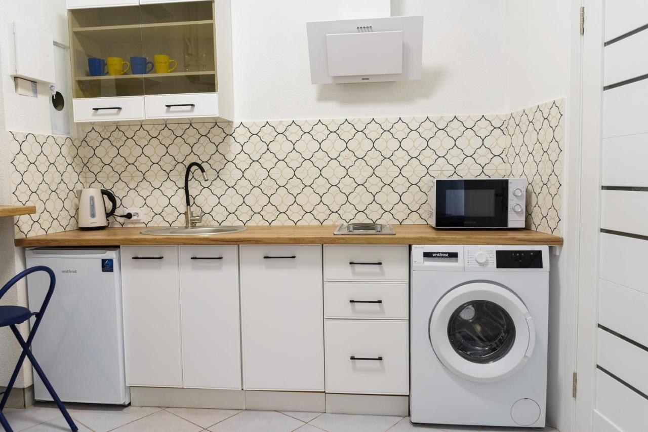 Charming Apartments In The Heart Of Lviv - Valova, Nasypna Str Экстерьер фото